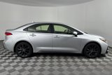 Used 2024 Toyota Corolla SE image 3