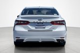 Used 2022 Toyota Camry SE image 4