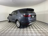 Used 2024 Land Rover Discovery S image 3