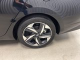 Used 2023 Hyundai Elantra SEL w/ Convenience Package image 6