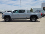 Used 2018 Toyota Tacoma TRD Off-Road image 2