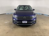Used 2022 Volkswagen Tiguan SE w/ Panoramic Sunroof Package image 2