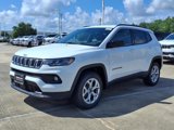 New 2025 Jeep Compass Latitude image 3
