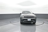 Used 2021 Jeep Grand Cherokee Limited w/ Luxury Group II image 2