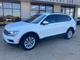 Used 2019 Volkswagen Tiguan S image 2