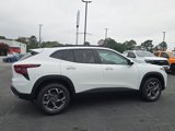New 2025 Chevrolet Trax LT image 4