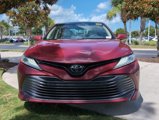 Used 2018 Toyota Camry XLE image 3