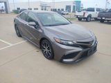 Used 2022 Toyota Camry SE image 3