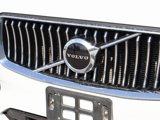 Used 2020 Volvo XC90 T6 Momentum image 3
