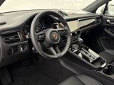 Used 2025 Porsche Macan image 4