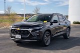 Used 2024 Chevrolet Trax LT w/ LT Convenience Package image 3