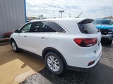 Used 2020 Kia Sorento LX image 5