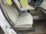 Used 2012 Toyota Sienna LE image 5