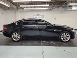 Used 2019 Jaguar XF Premium image 4