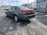 Used 2011 Lincoln MKZ image 3