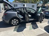 Used 2021 Tesla Model Y Long Range image 3