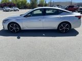 Used 2023 Nissan Altima 2.5 SR image 2