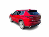 Used 2023 Mitsubishi Outlander ES image 2