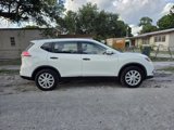 Used 2016 Nissan Rogue S image 3