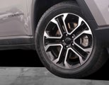Used 2023 Jeep Compass Limited image 3