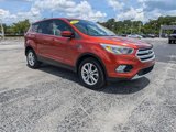 Used 2019 Ford Escape SE image 2
