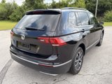 Used 2020 Volkswagen Tiguan SE w/ Panoramic Sunroof Package image 3