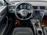 Used 2016 Volkswagen Passat 1.8T SE image 3