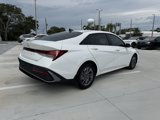 Used 2024 Hyundai Elantra SEL image 3