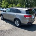 Used 2018 Kia Sorento LX image 3