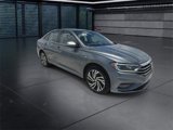 Used 2021 Volkswagen Jetta SEL Premium image 2