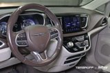 Used 2017 Chrysler Pacifica Touring-L Plus image 2