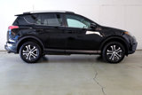 Used 2018 Toyota RAV4 LE image 3