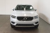 Used 2020 Volvo XC40 T5 Momentum image 2