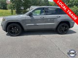 Used 2019 Jeep Grand Cherokee Laredo image 5