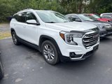 Used 2022 GMC Terrain SLT w/ Tech Package image 3
