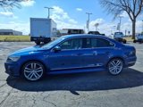 Used 2017 Volkswagen Passat 1.8T R-Line w/ R-Line Lighting Package image 4