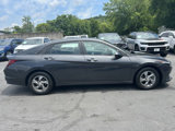 Used 2021 Hyundai Elantra SE image 2