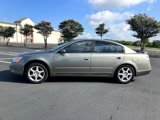 Used 2002 Nissan Altima 3.5 SE image 2