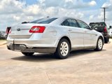 Used 2010 Ford Taurus SE image 2