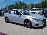 Used 2022 Nissan Altima 2.5 SR image 2