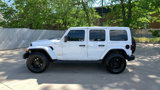 Used 2018 Jeep Wrangler Unlimited Sahara image 2