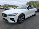 Certified 2025 Volvo S60 B5 Core image 3