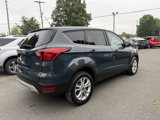 Used 2019 Ford Escape SE image 5
