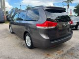 Used 2014 Toyota Sienna XLE image 3