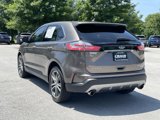 Used 2019 Ford Edge Titanium image 5