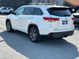 Used 2017 Toyota Highlander XLE image 4