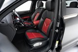 Certified 2021 Porsche Macan image 4