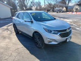 Used 2019 Chevrolet Equinox LT image 2