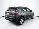 Used 2022 Jeep Compass Latitude image 5