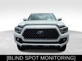 Used 2019 Toyota Tacoma TRD Off-Road image 3